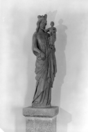 Statue, château de Couëllan (Guitté)