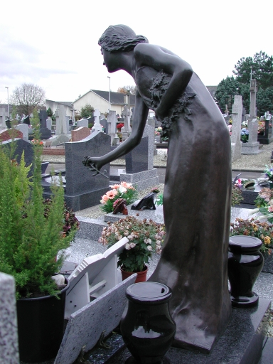 Cimetière, rue du Trégor (Betton)