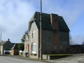 Maison, 127 avenue de la Libération (Combourg)