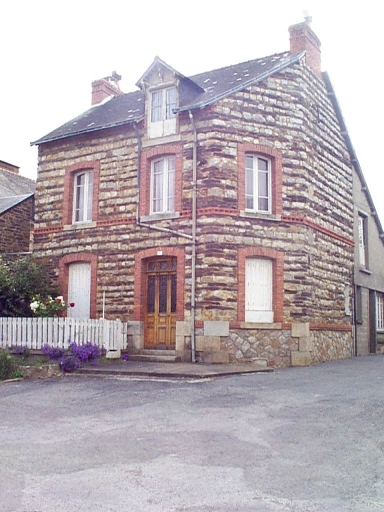 Maison, 5 rue Saint-Pierre (Maure-de-Bretagne fusionnée en Val d'Anast en 2017)