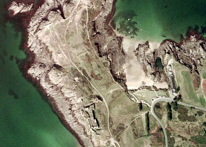 Fortifications littorales : les forts et tours d'artillerie