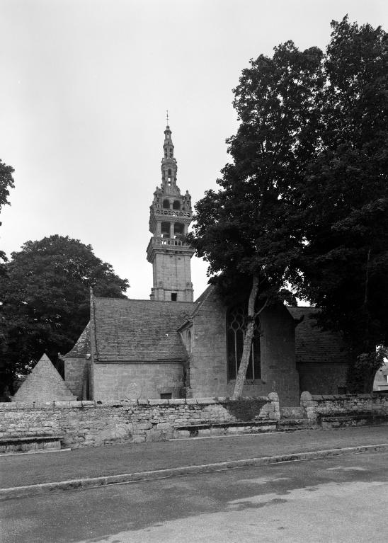 Enclos et chapelle Notre-Dame, Berven (Plouzévédé)