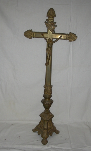 Croix d'autel 1