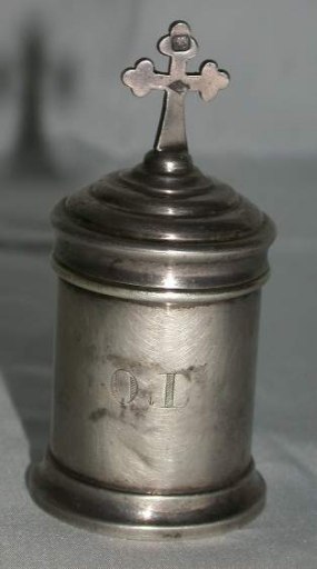 Ampoule à huile des malades