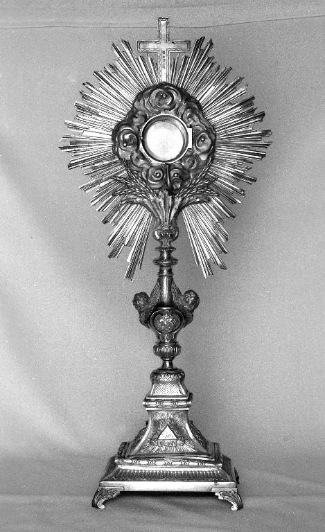 Ostensoir 1, église paroissiale Saint-Pierre (Plounévez-Lochrist)