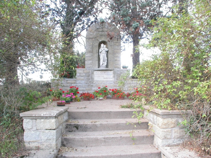 Oratoire Notre-Dame-du-Sacré-Coeur, rue de Rennes (Guipel)