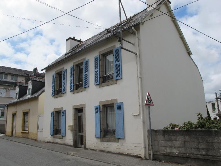 Rue Lacoste (Châteaulin) ; venelle Kerstrat (Châteaulin)