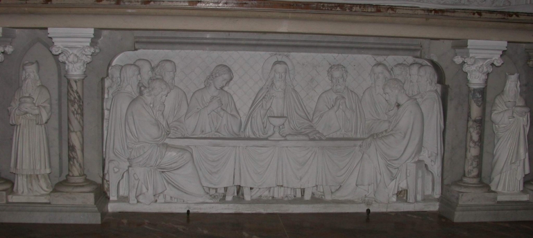 Ensemble de 2 demi-reliefs, 2 statuettes et un devant d'autel : Cène, Sacrifice d'Abraham, Communion de la Vierge, Melchisédech, Aaron (?)