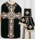 Ornement noir 4 : chasuble, bourse de corporal, étole, manipule, voile de calice