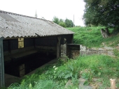 Fontaine et lavoir du bourg (Saint-Ségal)