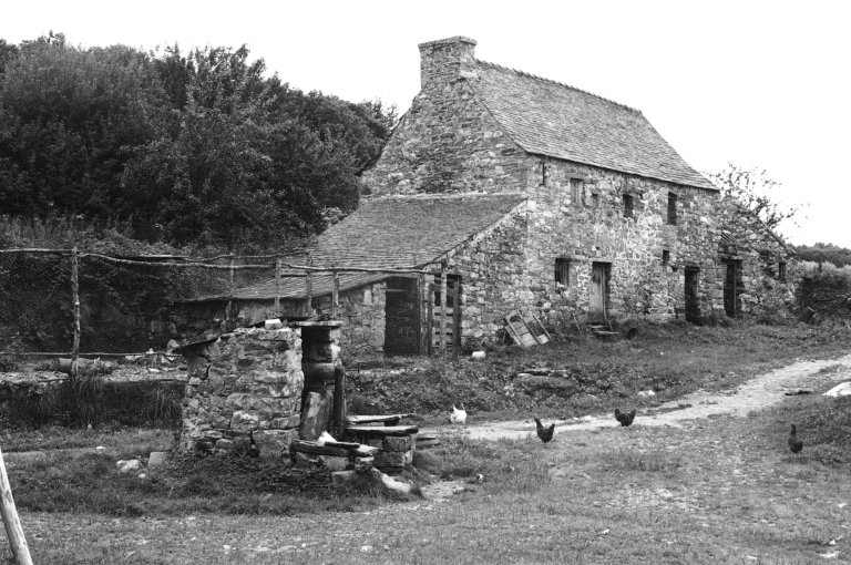 Ancienne ferme, Coadic (Sizun)