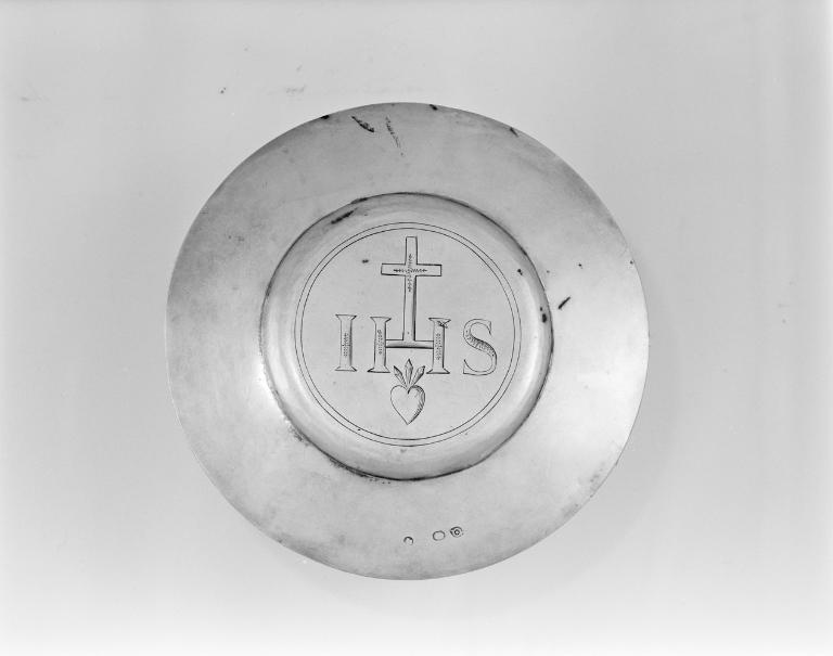 Patène (1), église paroissiale Saint-Pierre (Arradon)