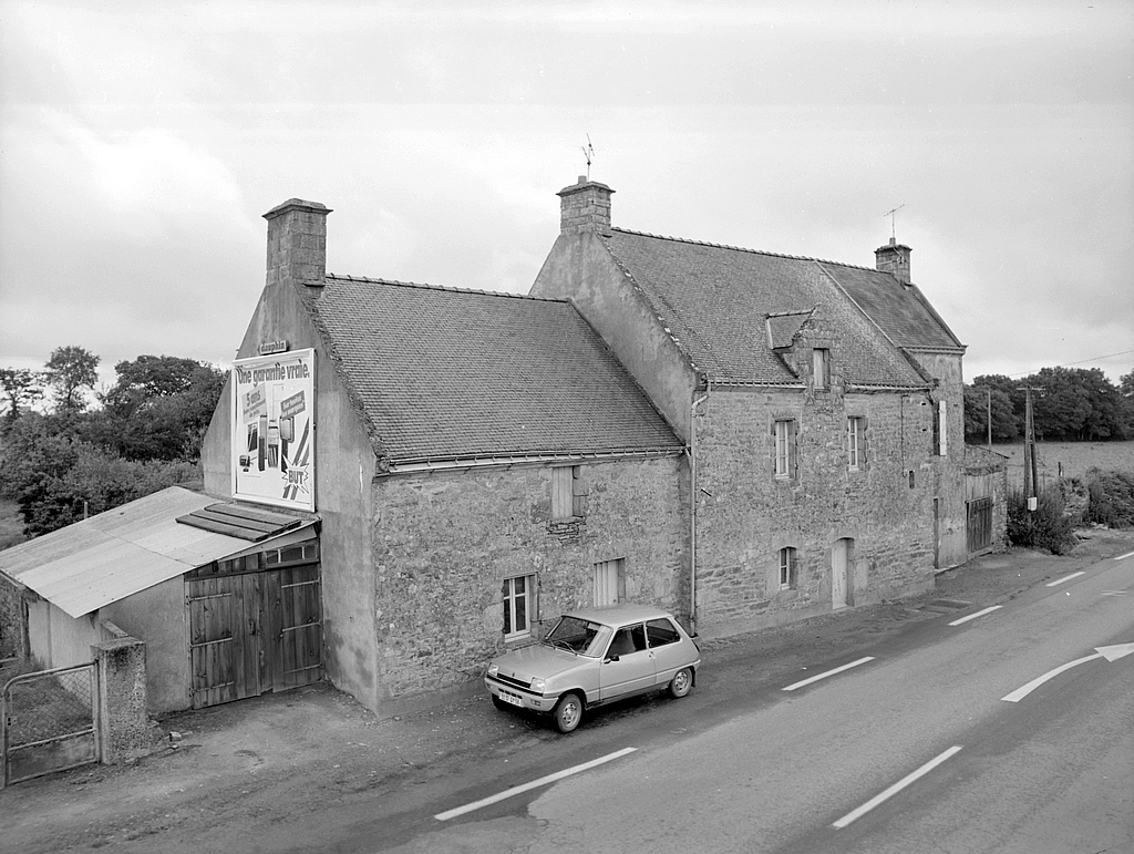 Maison, route de Vannes (Meucon)