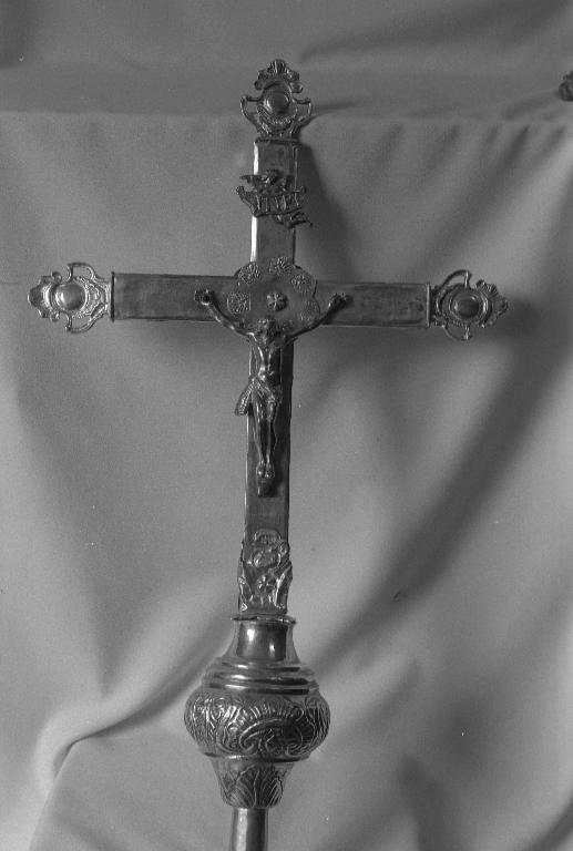 Croix de procession, église Saint-Michel (Glénac fusionnée en La Gacilly en 2017)