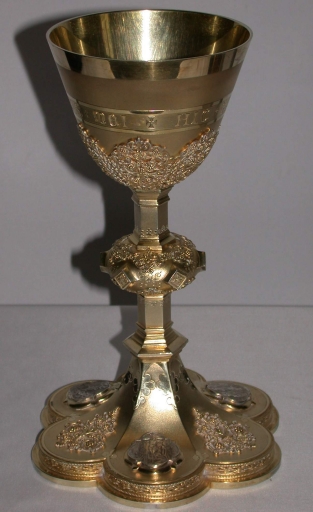 Calice et patène 3 dans leur boîte