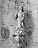 Statue (statuette) : sainte non identifiée, église paroissiale Saint-Gilles (Plonéis)