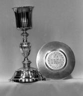 Calice, patène (3), église Saint-Pierre-Saint-Paul, Chapelle Notre-Dame-des-Victoires et ossuaire (Gourin)