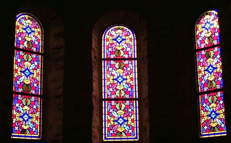 Verrières décoratives de la nef et des chapelles (baies 1 à 15 et 17)