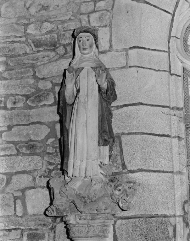 Statue (petite nature) : sainte Marguerite, chapelle Notre-Dame-du-Loc (Saint-Avé)