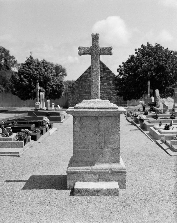 Croix de cimetière (Surzur)