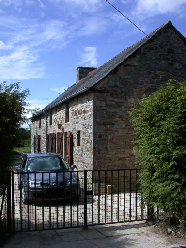 Maison, Cuplé (Pléboulle)