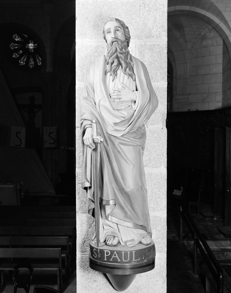 Statue (grandeur nature) : saint Paul, église paroissiale Saint-Pierre, Saint-Paul (Guidel)