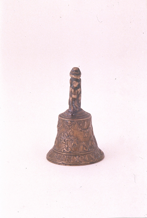 Clochette (1), église paroissiale Notre-Dame (Bulat-Pestivien)
