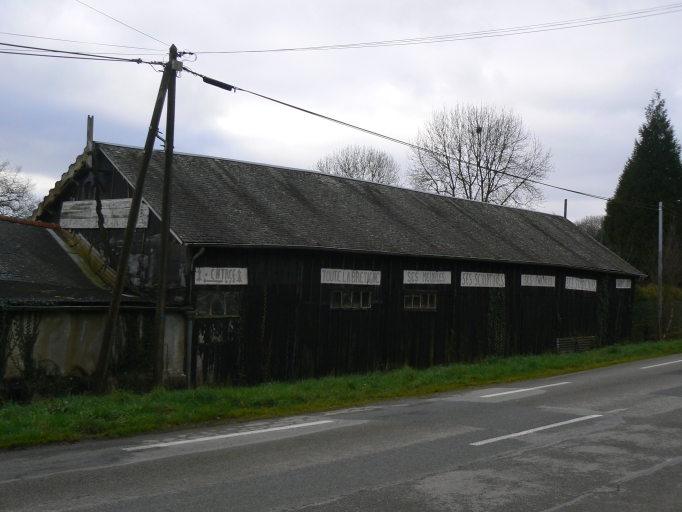 Usine de menuiserie, Pors Véry (Caurel)