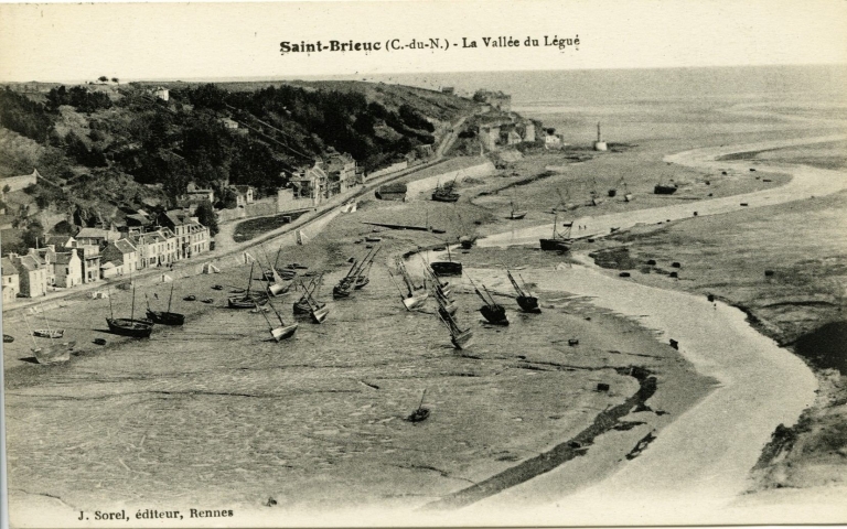 Avant-port : port d'échouage du Légué (Plérin-sur-Mer)