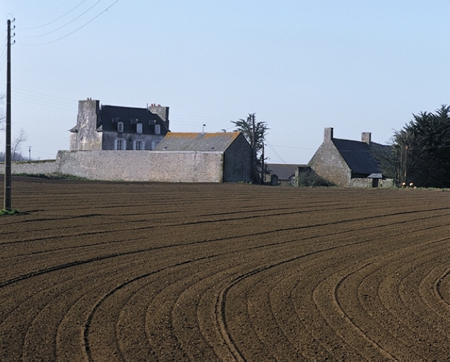 Demeure, la Ville Poulet (Saint-Coulomb)