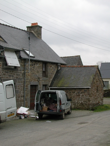 Ferme, actuellement maison, la Ville es Née (Saint-Pierre-de-Plesguen fusionnée en Mesnil-Roc'h en 2019)