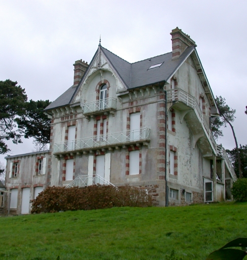 Hôtel de voyageurs, rue de la Vieille Côte de Trestel (Trévou-Tréguignec)