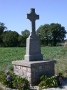 Croix de chemin, la Chapelle Saint Léonard (Le Pertre)