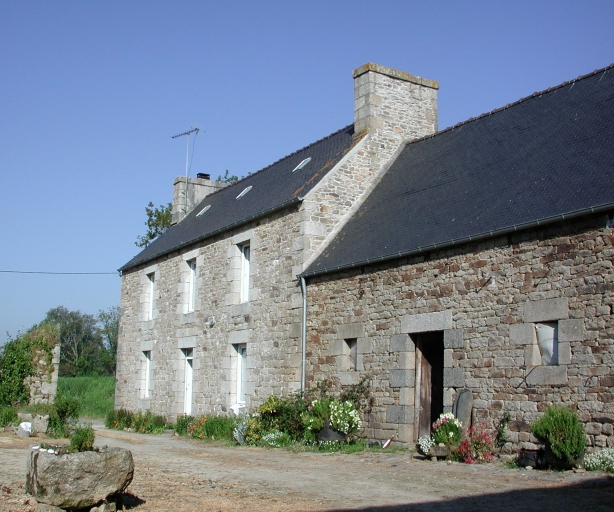 Ancienne ferme, actuellement maison, Resléo (Ploumilliau)