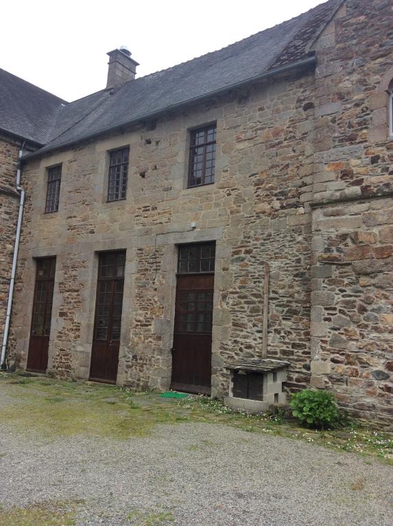 Cloître de l'abbaye de Boquen (Plénée-Jugon)