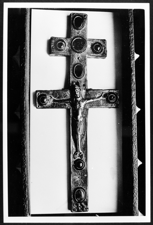 Croix-reliquaire, église paroissiale Saint-Marcou (Carentoir)