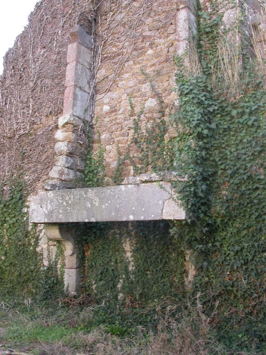 Ancien manoir, la Chaise (Saint-Symphorien)