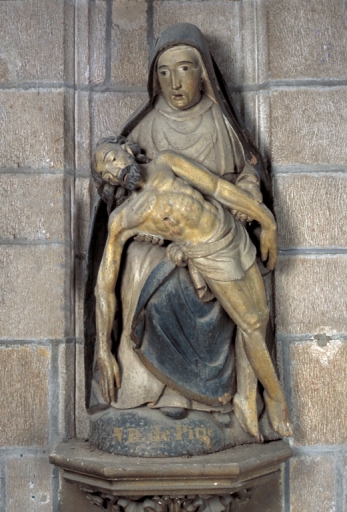 Groupe de la Vierge de Pitié