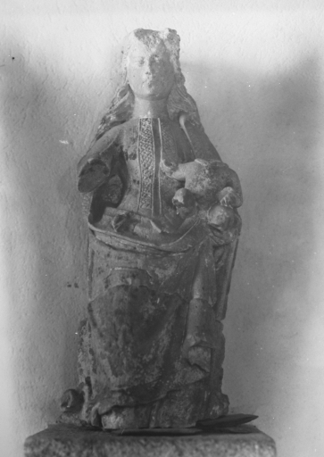 Statue 2 : Vierge à l'Enfant