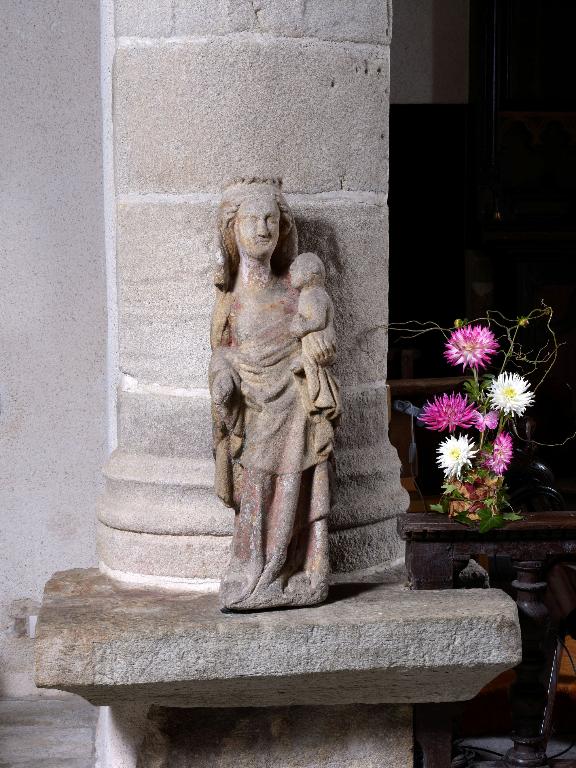Statue : Vierge à l'Enfant, chapelle Saint-Barthélemy (Pleucadeuc)