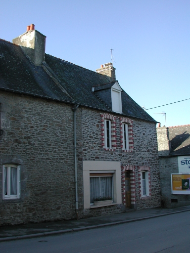 Maison, 18 rue de la Libération (Saint-Pierre-de-Plesguen fusionnée en Mesnil-Roc'h en 2019)