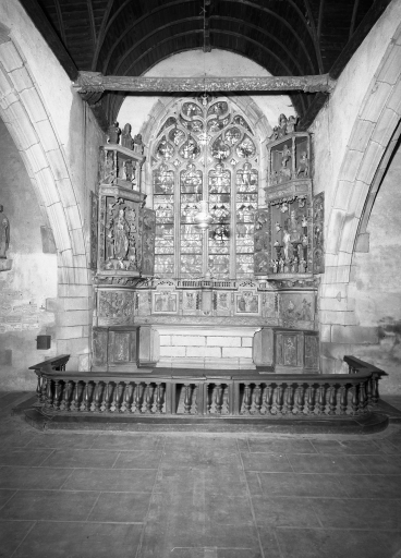 Maître-autel et ses statues : La Vierge ; La Trinité, chapelle du Notre-Dame-du-Crann (Spézet)