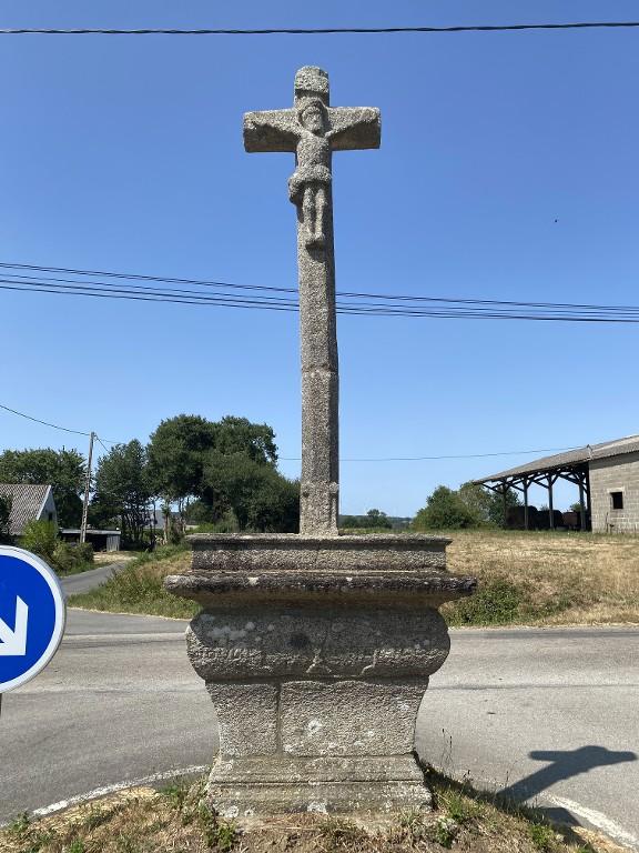Croix de chemin, Fossac (Lanouée fusionnée en Forges de Lanouée en 2019)