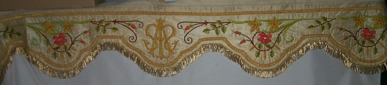 Tour d'autel