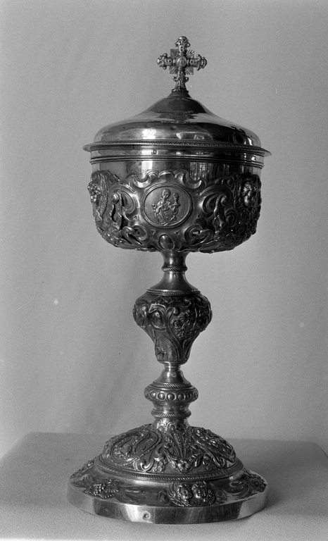 Ciboire, église Paroissiale Saint Pierre (Plounévez-Quintin)