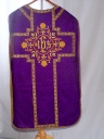 Ornement violet : chasuble