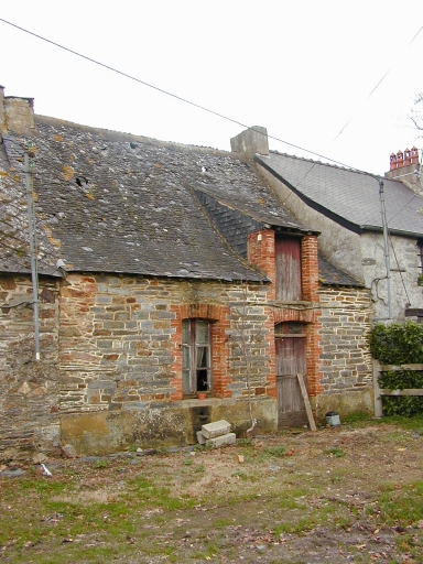Ferme, les Holdrais (Sixt-sur-Aff)