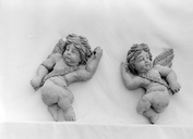 Haut-relief (2), chapelle Sainte-Hélène et Sainte-Ursule (Plouray)