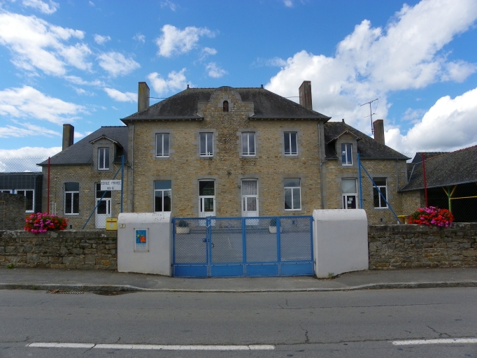 École primaire, rue de la Lande d'Ouée (Gosné)