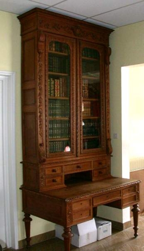 Bibliothèque-bureau de Mgr François-Xavier Leray